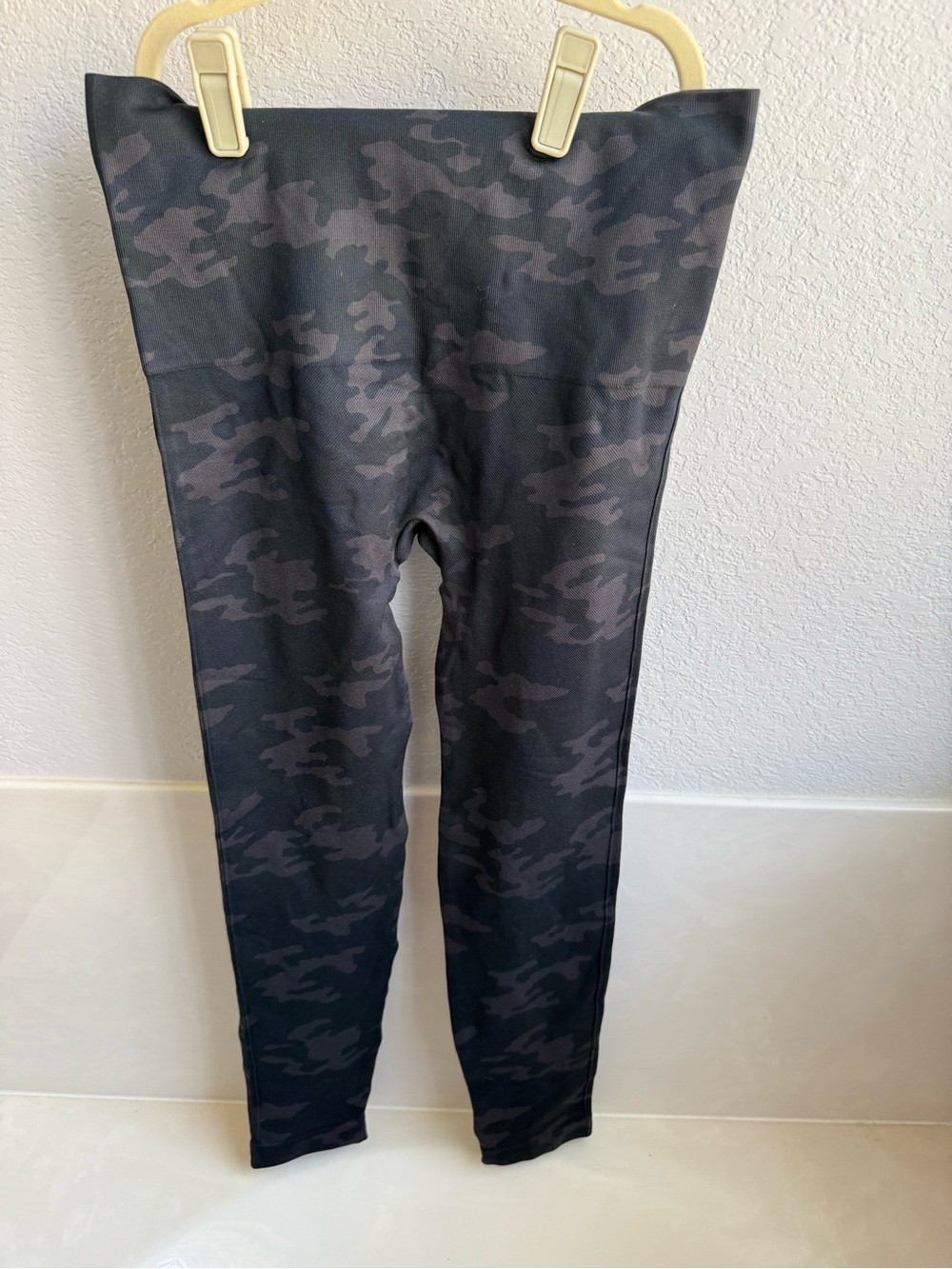 SPANX Camo High-Waist Leggings - Picture 2 of 5